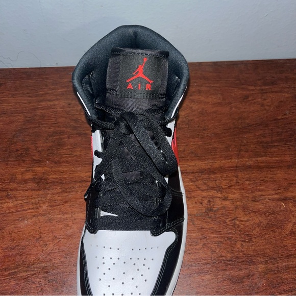air jordan 1 black chile red. - Picture 4 of 6